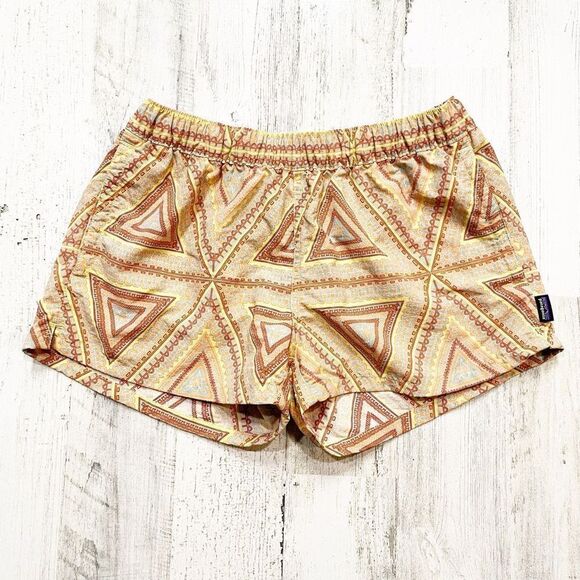 Patagonia Pants - Patagonia Barely Baggies Shorts Women's Size S 2.5" Inseam Peach